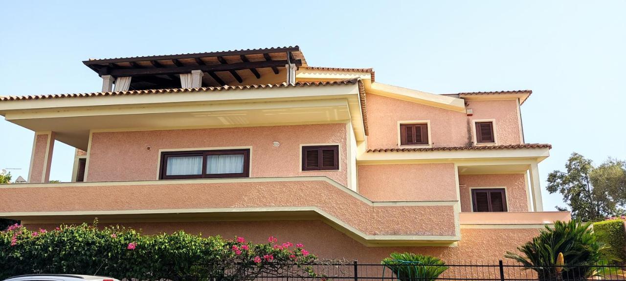 Villa Da Rosa Olbia Buitenkant foto